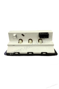 سوکت برق و محل پیچ های تورکس نمایشگر ساعت206 تیپ 2 برای نصب سریع و آسان