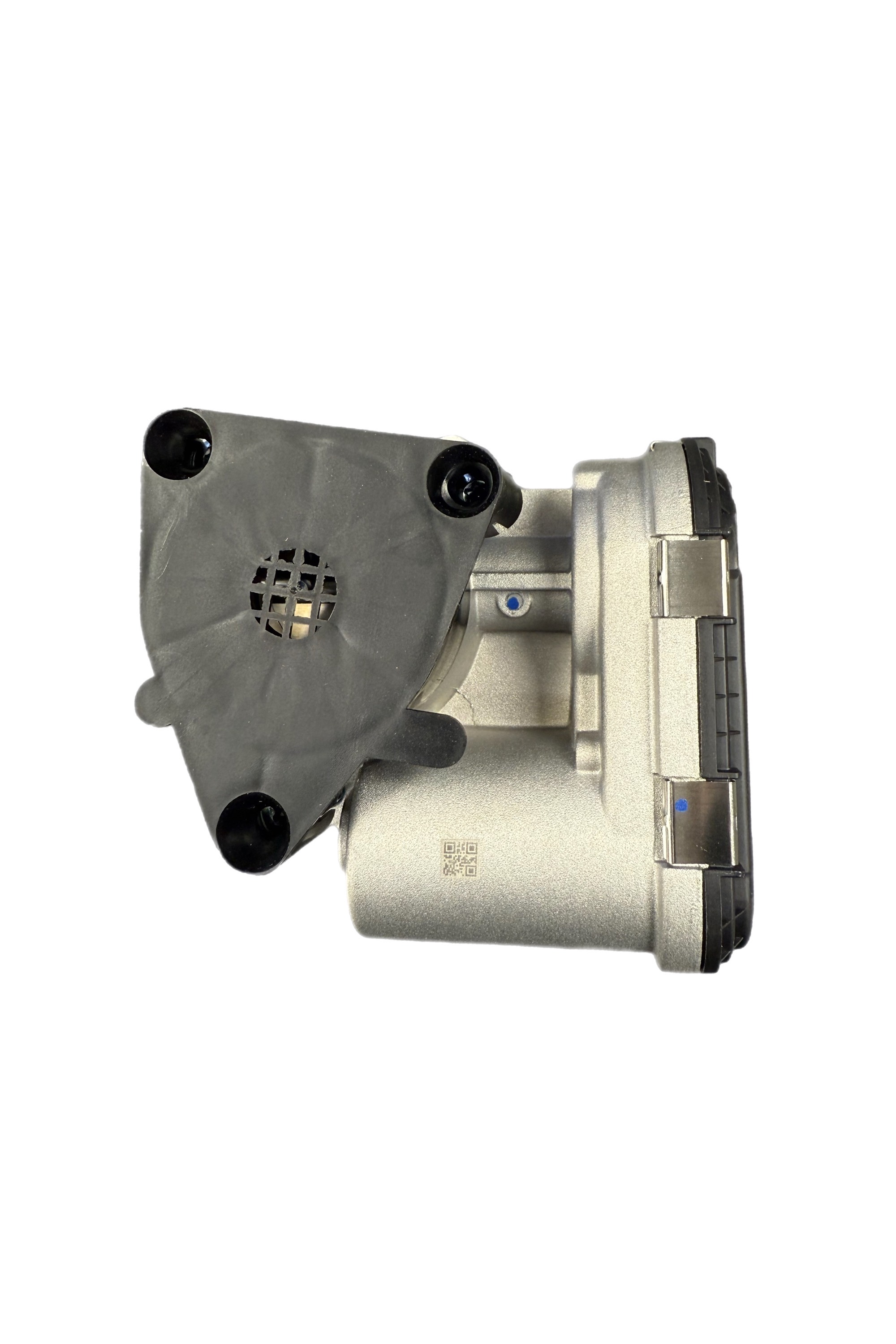 نمای جانبی و محل نصب دریچه گاز برقی غرب استیل ۲۰۶ TU3 همراه با محافظ پلاستیکی مشکی و سوکت اتصال برق به ایسیو